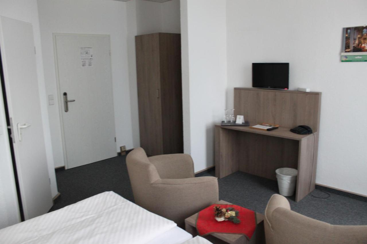 Hotel Sachsischer Hof Chemnitz Ngoại thất bức ảnh